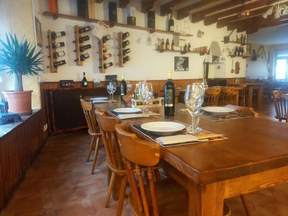 Locanda Da Tullio Capovalle Exterior foto